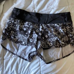 Lululemon speed short